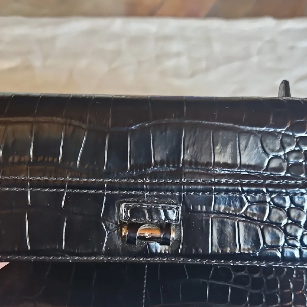 Liz Claiborne Black‎ Croc-Embossed Wallet